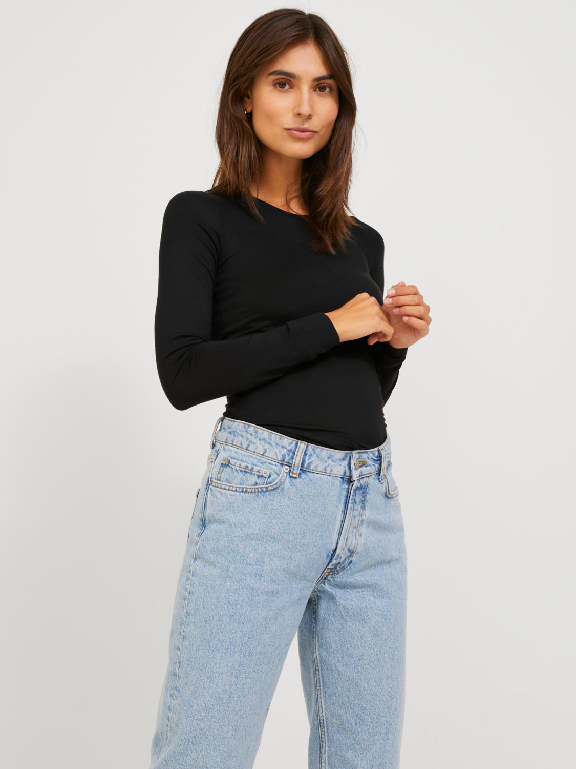 JXHARMONY T-Shirt - Black